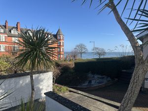 Photo 33- click for photo gallery